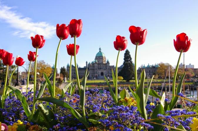 Viator Exclusive 2-Day Victoria and Butchart Gardens Tour with Overnight at the Inn at Laurel Point