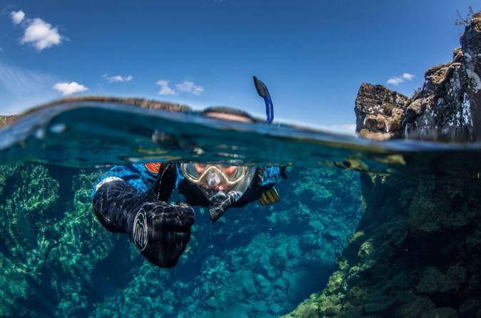 Small Group Golden Circle & Silfra Snorkeling Adventure