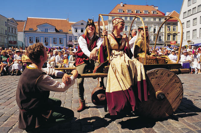 Tallinn Medieval Old Town Walking Tour And Beer Tasting