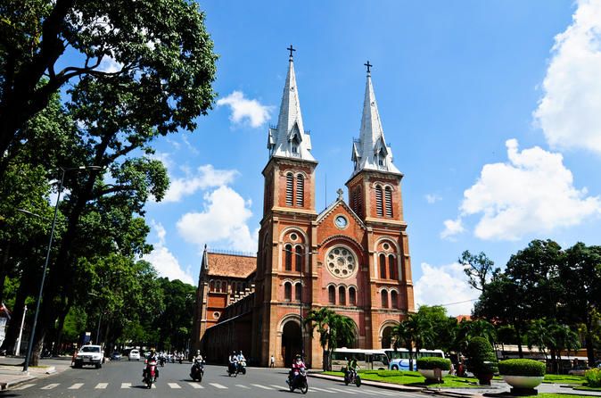 Private Tour: Ho Chi Minh City Half-Day Sightseeing