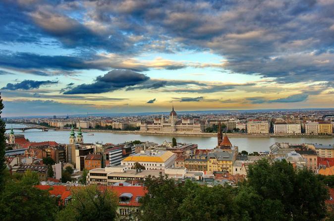 Budapest Private 4 Hour City Tour with  comfortable air-conditioned car
