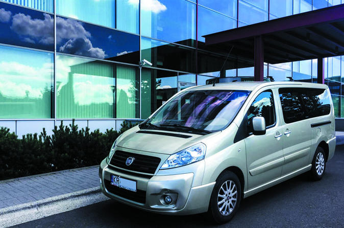 One-Way Private Transfer: Krakow - Budapest (1-7 persons, includes airports)