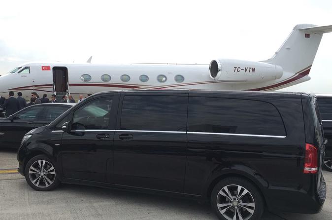 Private Arrival Transfer from Brussels to Amsterdam in Luxury Van