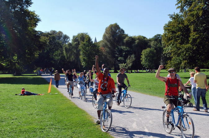 Munich Bike Tour with Optional Königsplatz and Olympiapark Visit