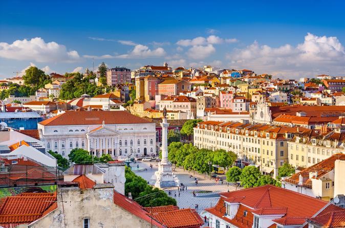 Lisbon Hills: 2-Hour Tuk Tuk Tour