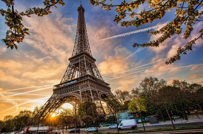 Executive Transfer - Paris (ORY) to Paris City Centre (1-3 people)