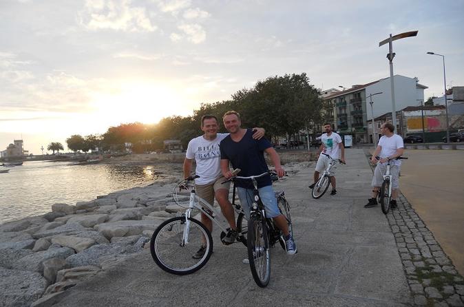 Porto Downtown and Sightseeing Bike Tour