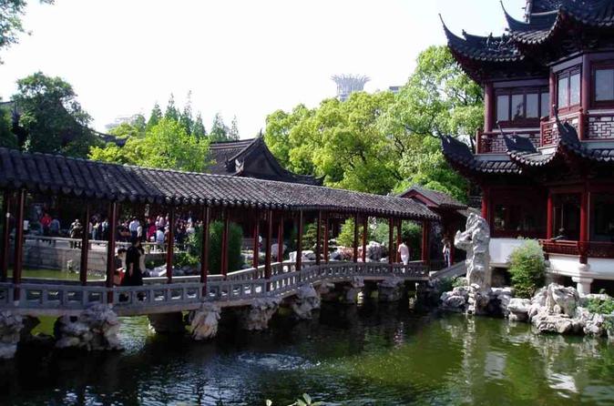 Private City Tour of Shanghai including Lunch