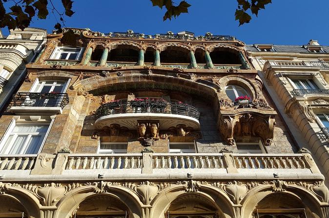 Art Nouveau Small Group Tour in Paris