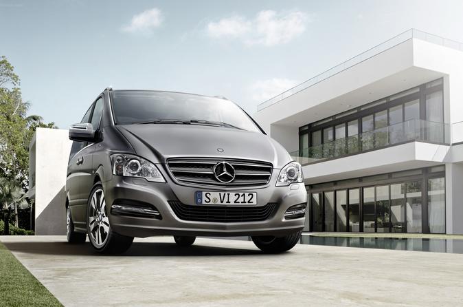 Private Departure Transfer by Luxury Van to Munich Central Station