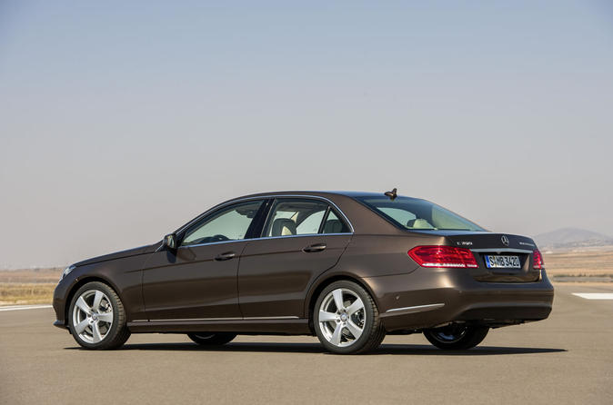 Private Transfer: From Budapest to Prague in a Business Car