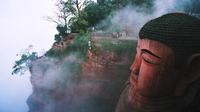 Leshan Giant Buddha and Jinli Ancient Street Day Tour