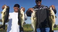 8-hour Butler Chain of Lakes Fishing Trip Near Orlando