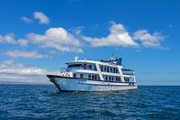 Galapagos Islands Cruise: 5-Day Tour from San Cristobal Aboard the 'San Jose'