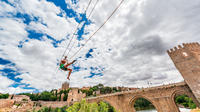 Toledo por tu cuenta, visita desde Madrid con tirolina y tren turístico