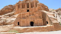 Private Petra Round-Trip Transfers from Amman with Optional Local Guide and Entry Fees