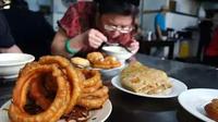Amazing Food Challenge for Brave Man in Beijing