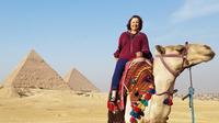 10-Hour Private Layover Tour: Giza Pyramids and Egyptian Museum from Cairo Airport Private Car Transfers