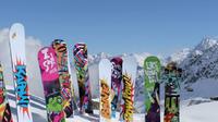 Whistler Premium Snowboard Rental Including Delivery
