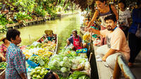 Private Tour: Weekend Floating Market with a Local from Bangkok