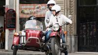 Private WWII Side Car Tour with a Local in Barcelona
