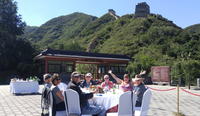 Luxury Tour: Dining Experience at the Entrance to the Ancient Badaling Great Wall plus Ming Tombs Vi