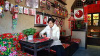 Luxury Tour: WTown Sightseeing and Handicrafts DIY Experience including Lunch and Oar Boat Ride