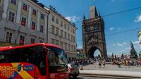 Turismo por Praga en autobús y barco: la mejor opción a su gusto