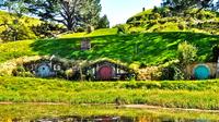 4-Day Hobbiton, Waitomo and Bay of Islands Tour from Auckland