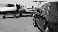 Private Arrival Luxury Transfer: Toronto Pearson Airport to all Toronto Hotels