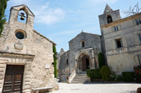 Orange, Les Baux de Provence and Arles Small Group Day Trip