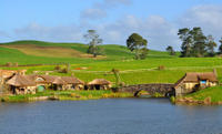 Small-Group Tour: The Lord of the Rings Hobbiton Movie Set Tour from Auckland