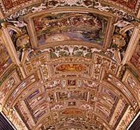 See incredible ceiling frescoes inside the Vatican Museums!