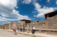 Pompeii and Vesuvius – Day Trip From Rome