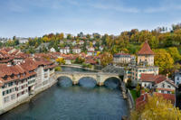 El mejor tour a Berna desde Zúrich: visite una quesería Emmental