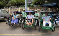 Phnom Penh Full-Day Small-Group City Tour
