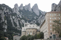 Small-Group Montserrat Tour from Barcelona: Wine Tasting and Tapas