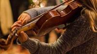 Concierto de música navideña en Cracovia con el mejor vino