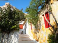 Hidden Athens Walking Tour and Picnic: Plaka and the Hills of Athens