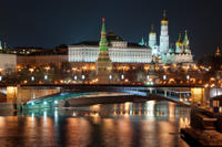 Moscow at Night: Small-Group Walking Tour with Annushka Tram