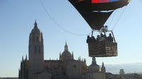 Paseo en el mejor globo aerostático sobre Segovia con transporte opcional