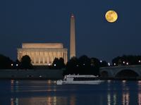 Washington DC Monuments by Moonlight Night Cruise