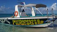 Aventura en parasailing en Providenciales, Islas Turcas y Caicos