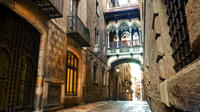 Picasso Museum and Gothic Quarter Walking Tour in Barcelona