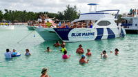 Alucinante fiesta en Punta Cana a bordo del mejor catamarán