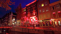 Amsterdam Red Light District: Guided Night Walk and Party