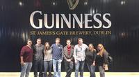 Excursión con entrada rápida a la experiencia del whiskey irlandés Jameson y Guinness en Dublín