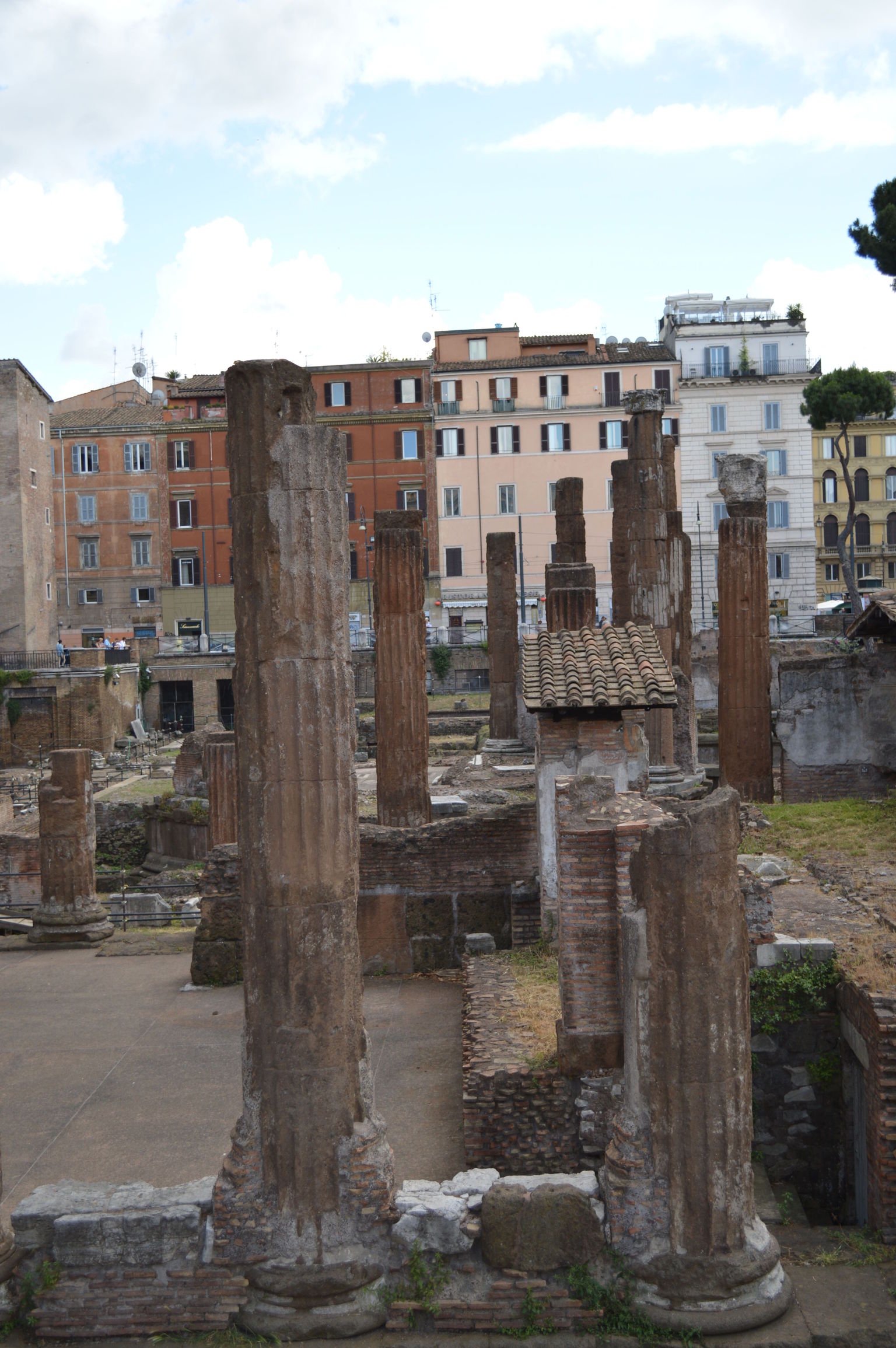 ruins of old Rome on tour