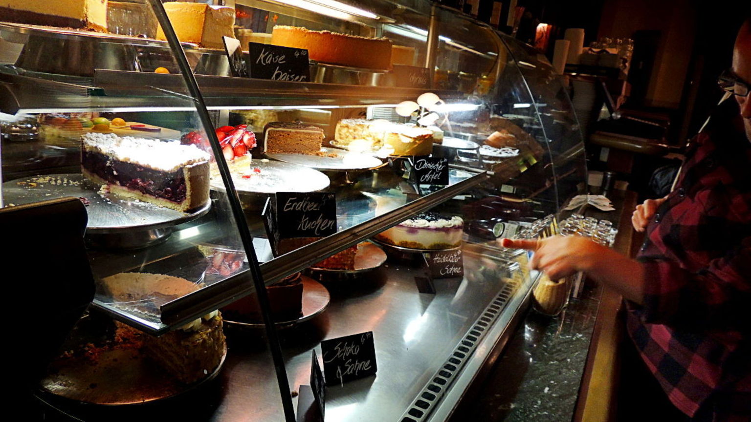 Cake shop