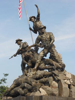 Photo of The National Monument An area of garden with a huge statue dedicated to the fallen soldiers of WW1 and 2. Even naming some of those that had died. , Julie U - November 2014